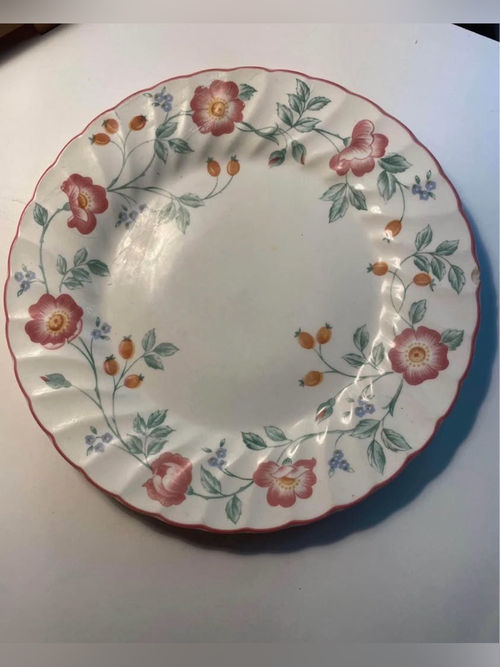 3 Churchill BRIAR ROSE Dinner Plates. Vintage.